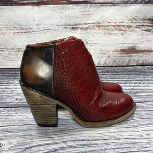 Freebird By Steven Detroit Red Croc Crocodile Leather Ankle Boots Women’s Size 7